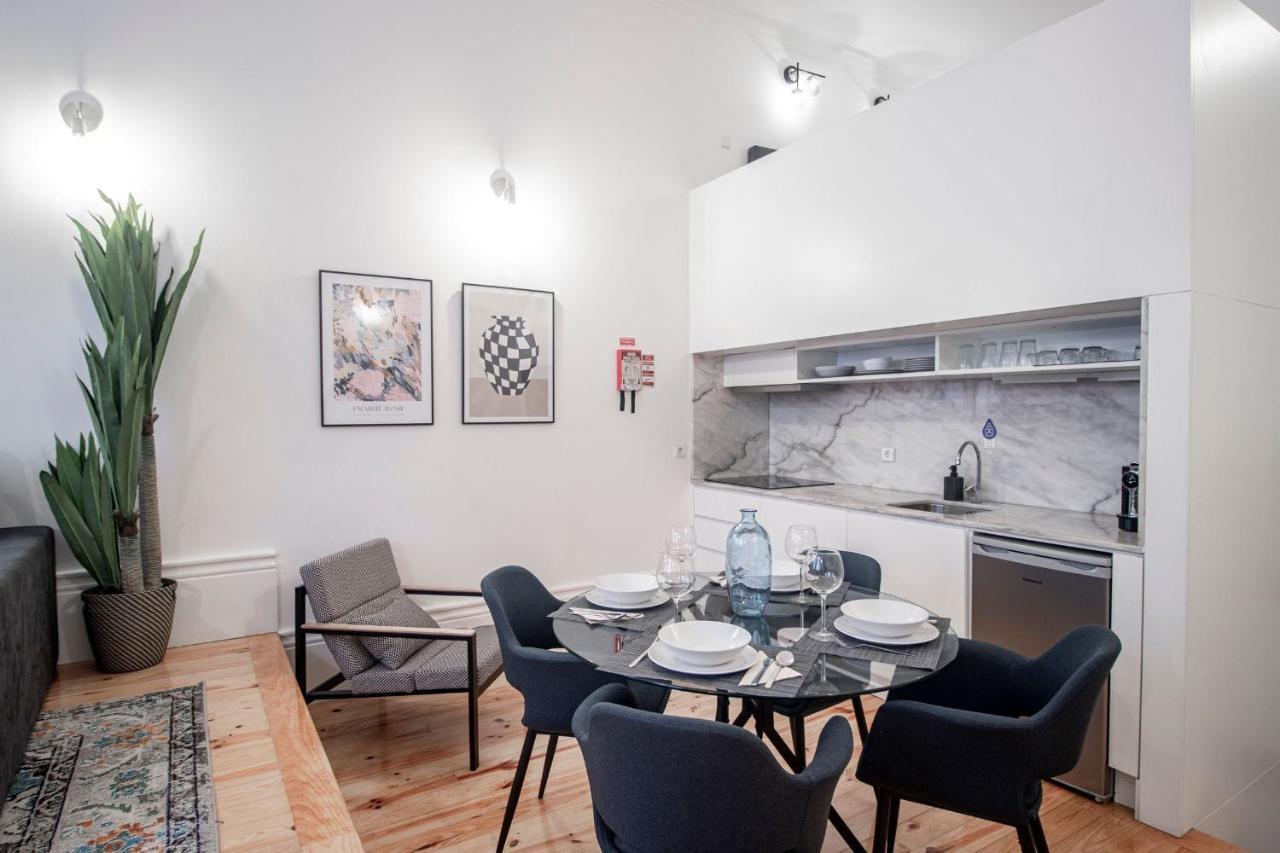 Wonderful Downtown Studio By Lovelystay بورتو المظهر الخارجي الصورة